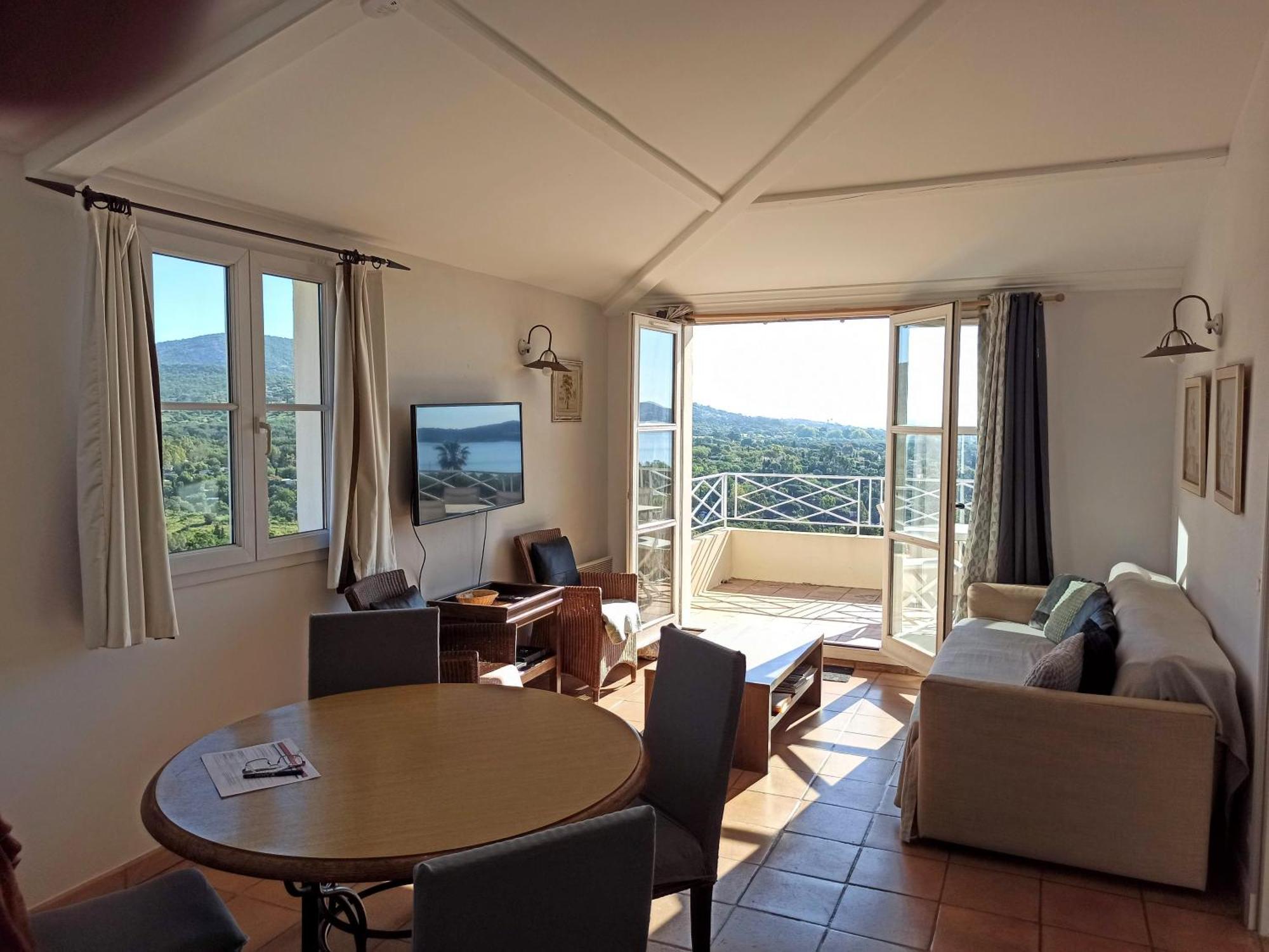 Les Restanques, Bastides Vue Golfe Saint Tropez Apartment Grimaud Exterior foto