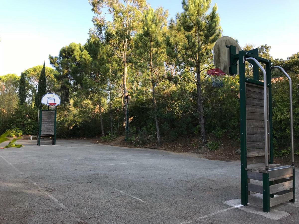 Les Restanques, Bastides Vue Golfe Saint Tropez Apartment Grimaud Exterior foto